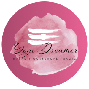 Yogi Dreamer Logo round